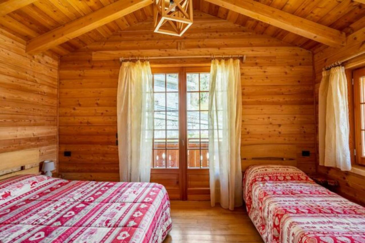 فارزو B&B Chalet Il Picchio المظهر الخارجي الصورة